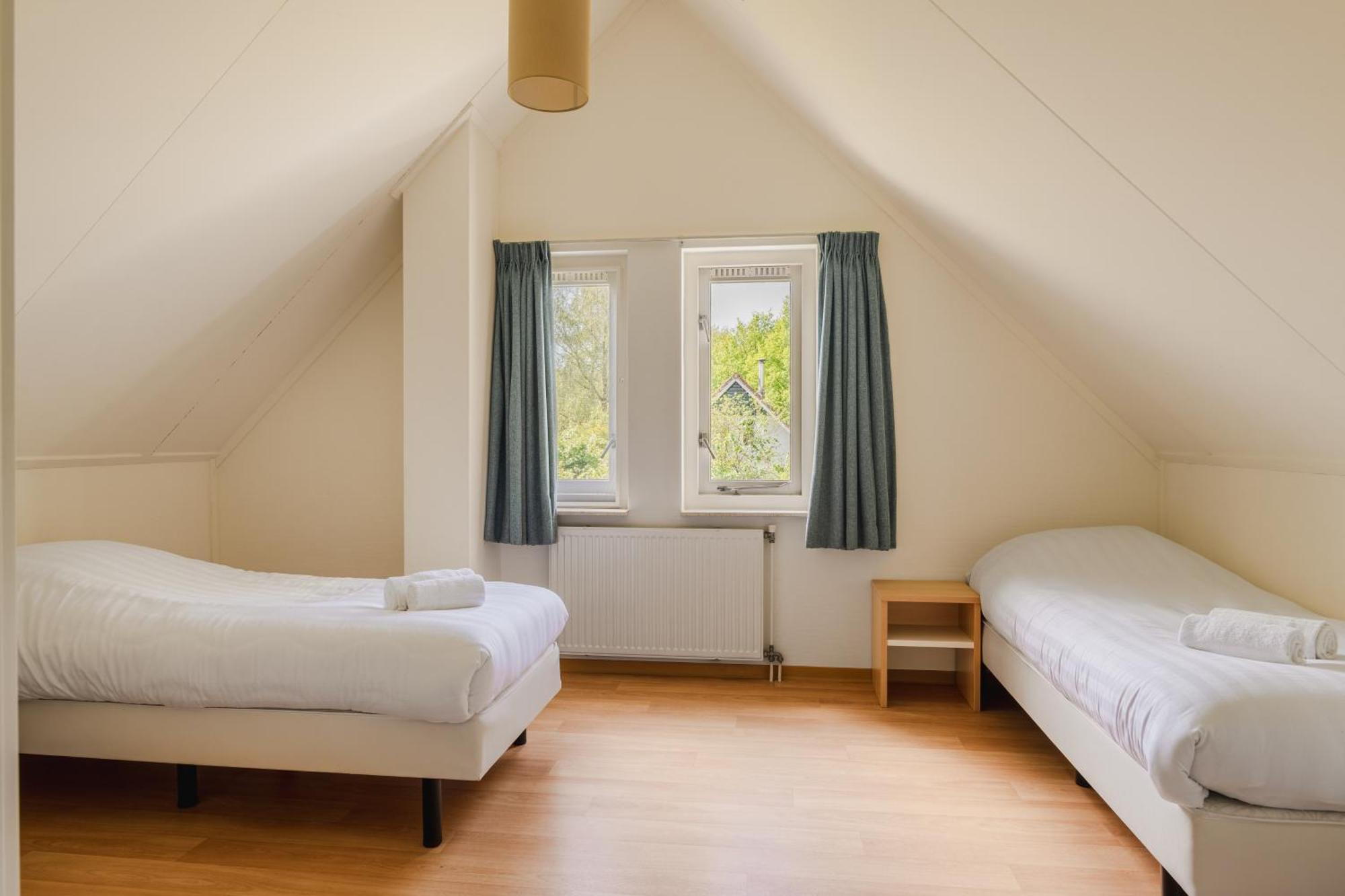 Summio Bungalowpark Het Drentse Wold Hoogersmilde Room photo