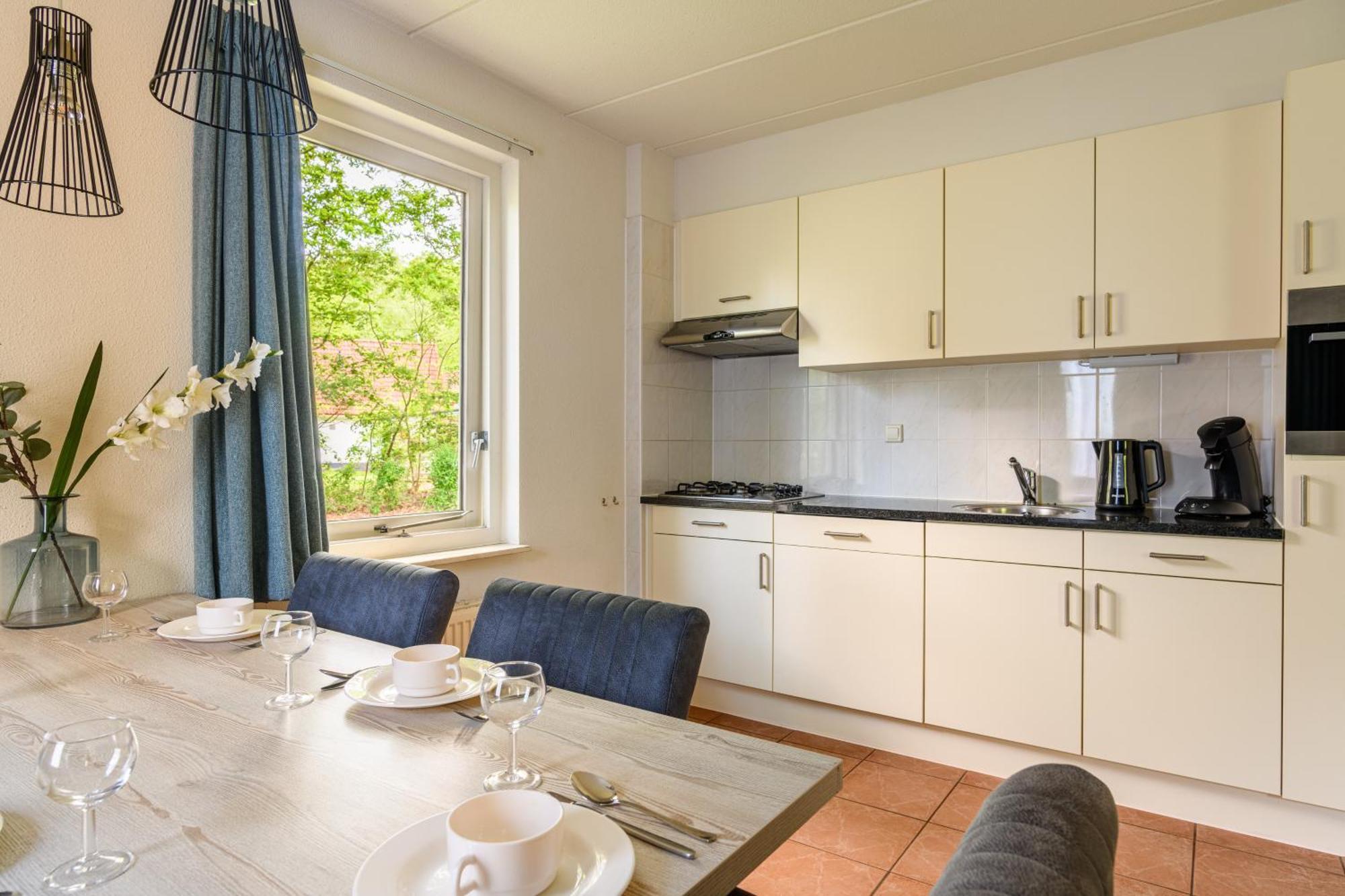 Summio Bungalowpark Het Drentse Wold Hoogersmilde Room photo