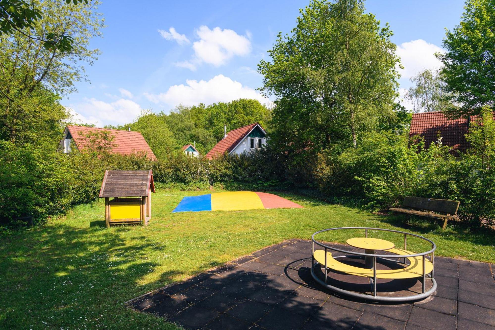 Summio Bungalowpark Het Drentse Wold Hoogersmilde Exterior photo